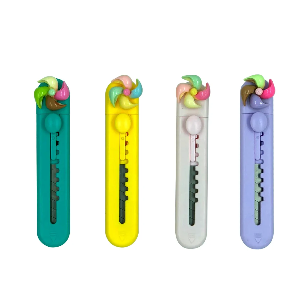 1pza Mini cutter con detalle de reguilete, variedad de colores / c-229