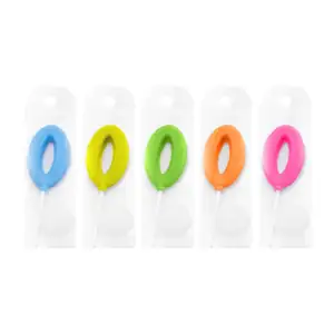 1pza Mini vela en forma de números, de cera lisa y con mini base de p…
