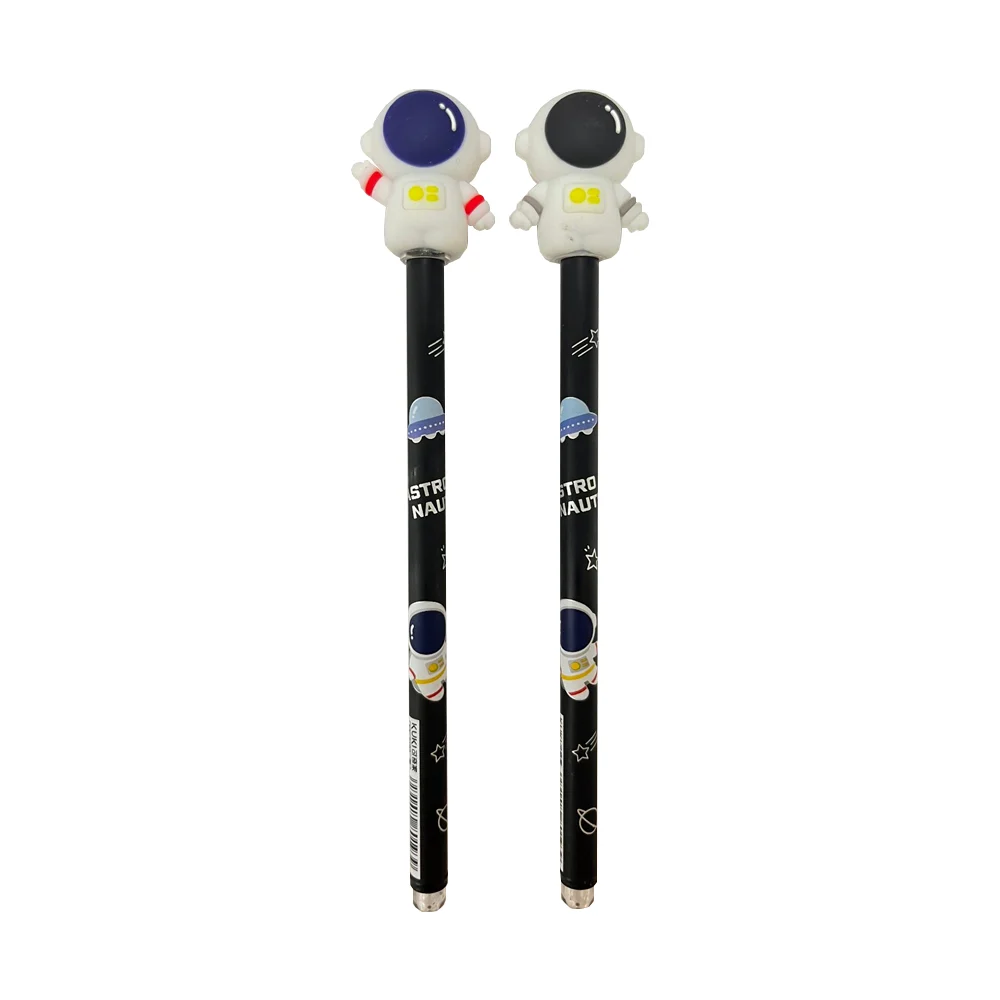 1pza pluma con estampado y figura en forma de astronauta de tinta neg…