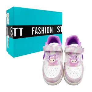 Par de tenis infantiles fashion stt con figuras decorativas de labubu…