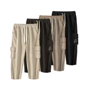 Pants térmico tipo cargo con forro aborregado con diseño en colores o…