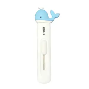 1pza mini cutter con diseño de ballena, variedad de colores / s-9603