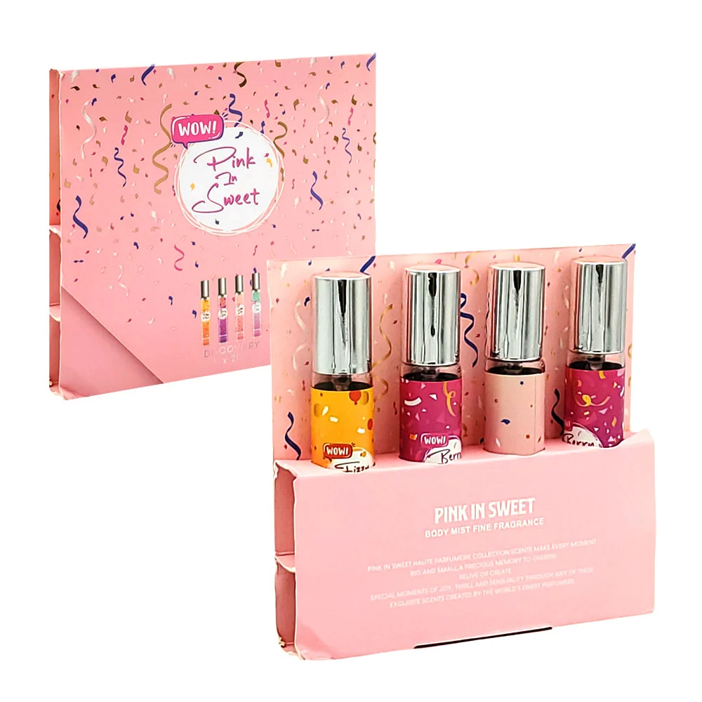 Blíster de 4 perfumes pequeños cilíndricos con detalles en color metá…