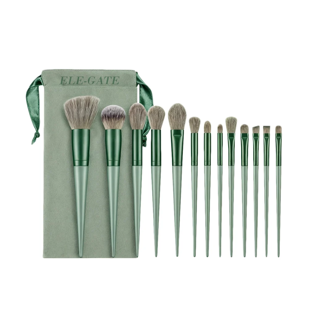 Set de 13 brochas para maquillaje con mango de color esmeralda y barn…