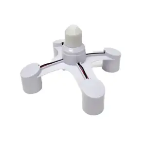 Adaptador socket wanergy en color blanco para 4 focos e27 / 412725