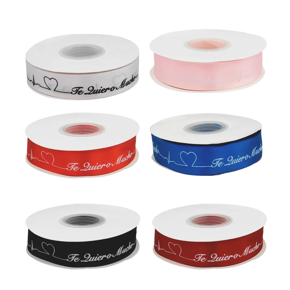 1pza Rollo listón satinado con frase te quiero mucho y 2.5cm de ancho…