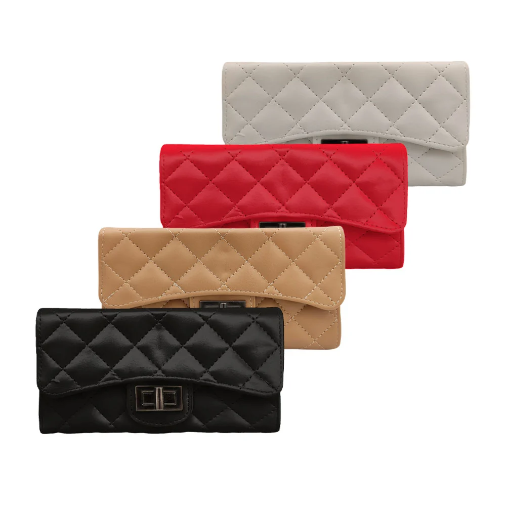 Cartera rectangular con broche de botón y detalles de cuadros cosidos…