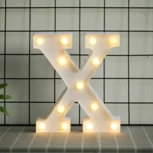 Lámpara de escritorio, con diseño de la letra X / led.54.x