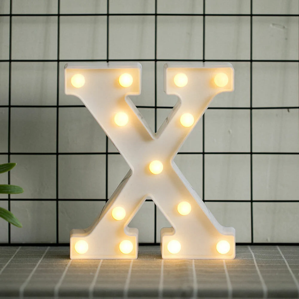 Lámpara de escritorio, con diseño de la letra X / led.54.x