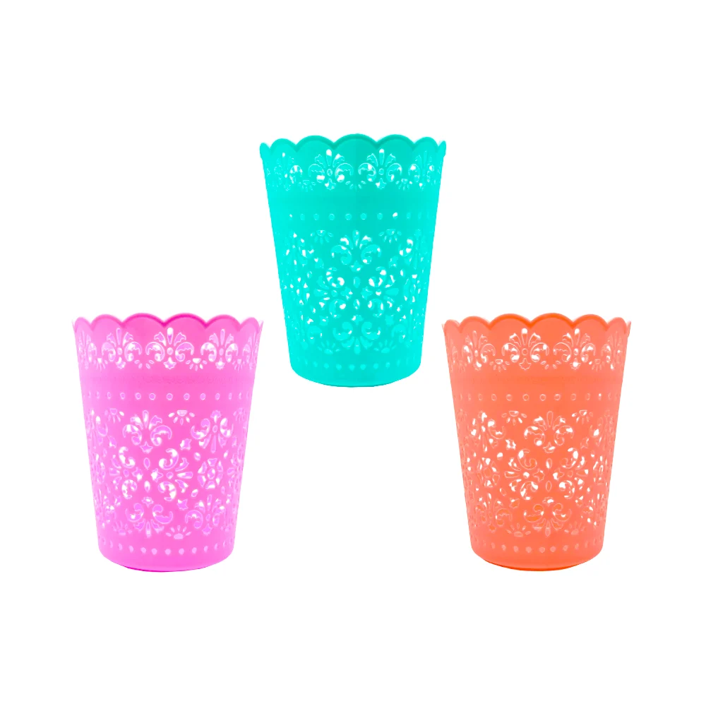 Mini bote tipo cesta de plástico con decoración tipo hoyuelos, colore…