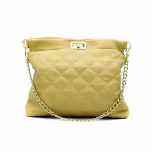 Bolsa de dama con sujetador de cadena, diseño de rombos cosidos y det…