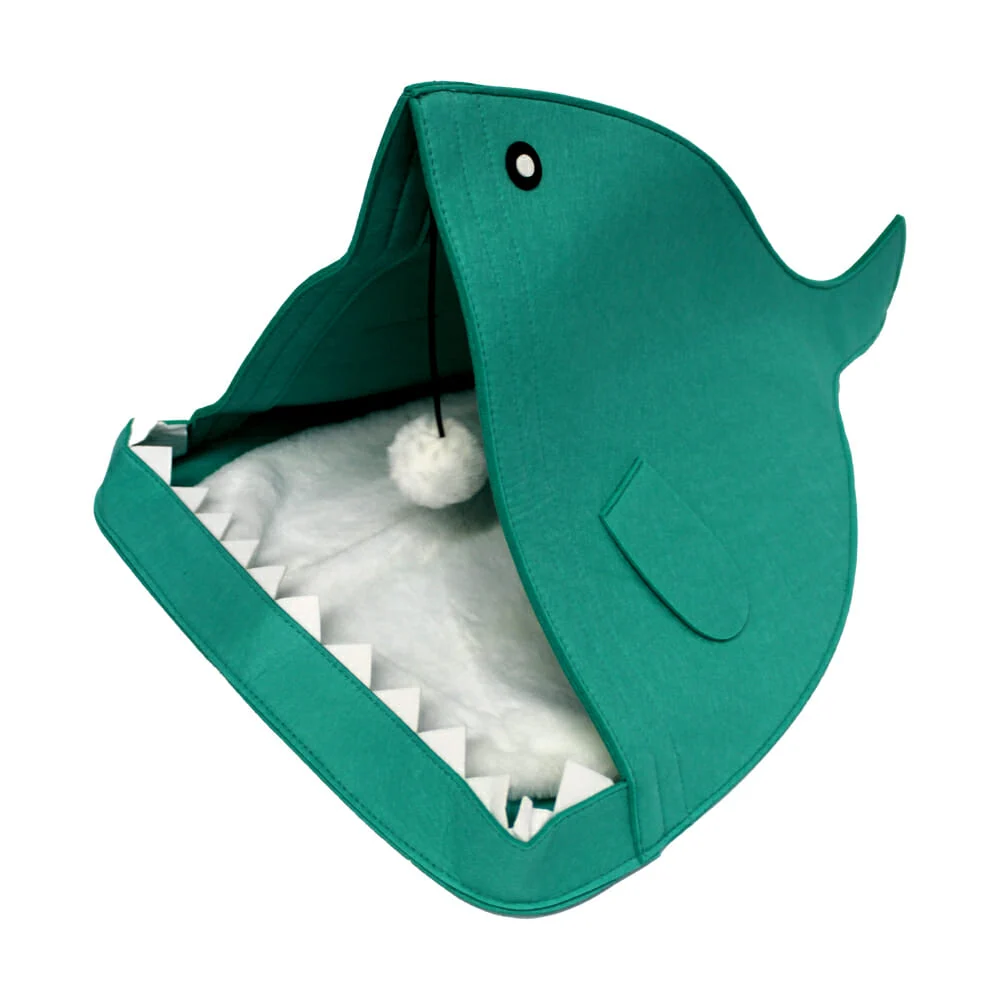 Casa con diseño de pez y juguete pompón para mascota, variedad de col…