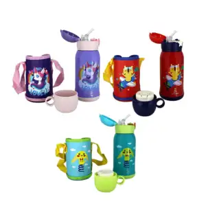 Botella tipo termo, con popote, seguro antiderrames, broche en forma …
