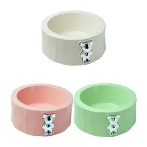 1pza Plato redondo para mascotas con mini figura de oso metálica, col…