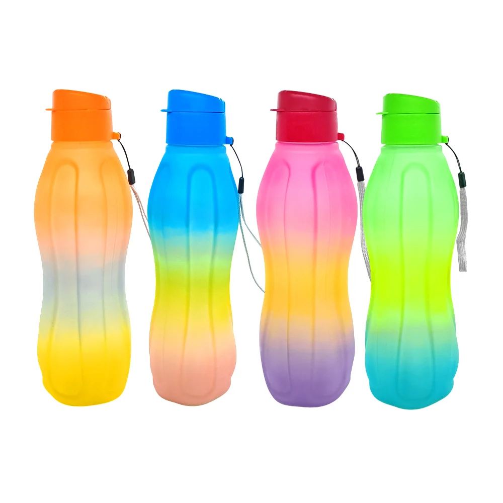 Botella tricolor cilíndrica con capacidad de 1lt, color surtido + asa…