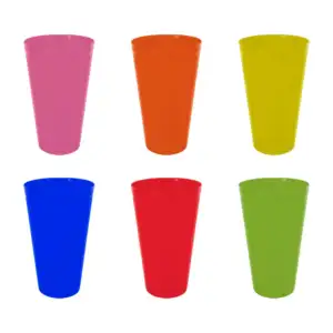 Vaso de plástico con capacidad de 1lt, diseño liso, variedad de color…