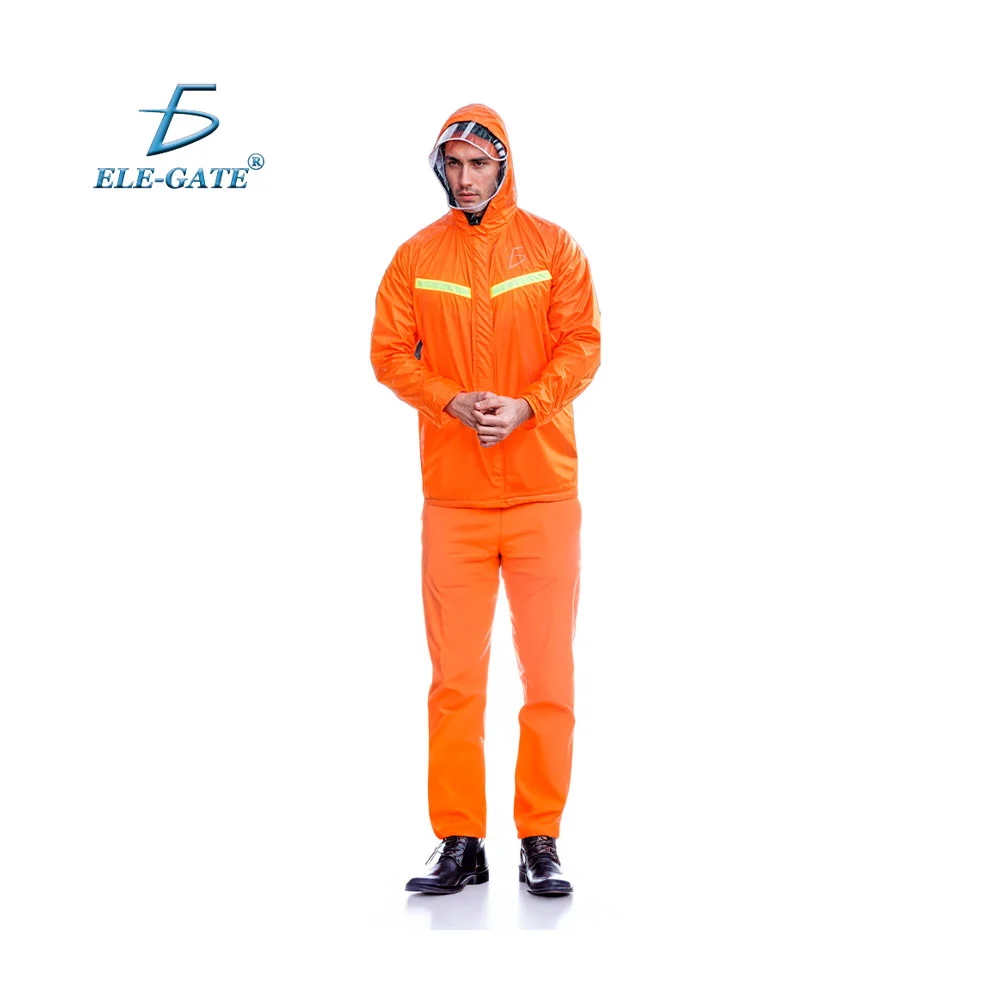 Impermeable completo con visera transparente, tiras reflectoras / hog…