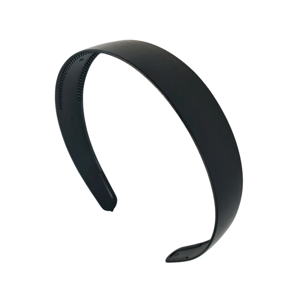 Diadema de plástico gruesa, diseño liso en color negro