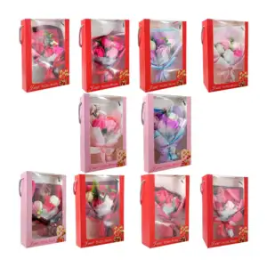 Caja con mini ramo de flores con 5 rosas y luz led, variedad de color…