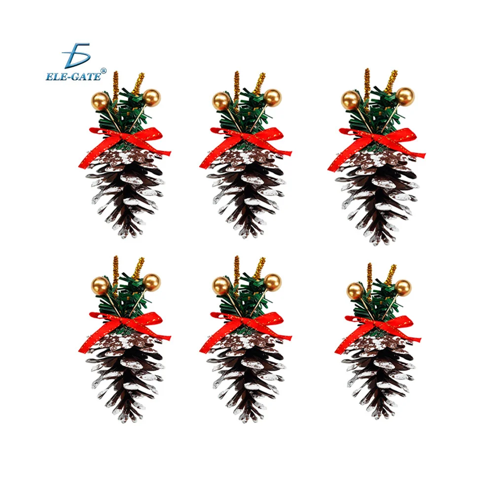 Set de 6 adornos navideños colgantes de garapiña con fallaje y esfera…