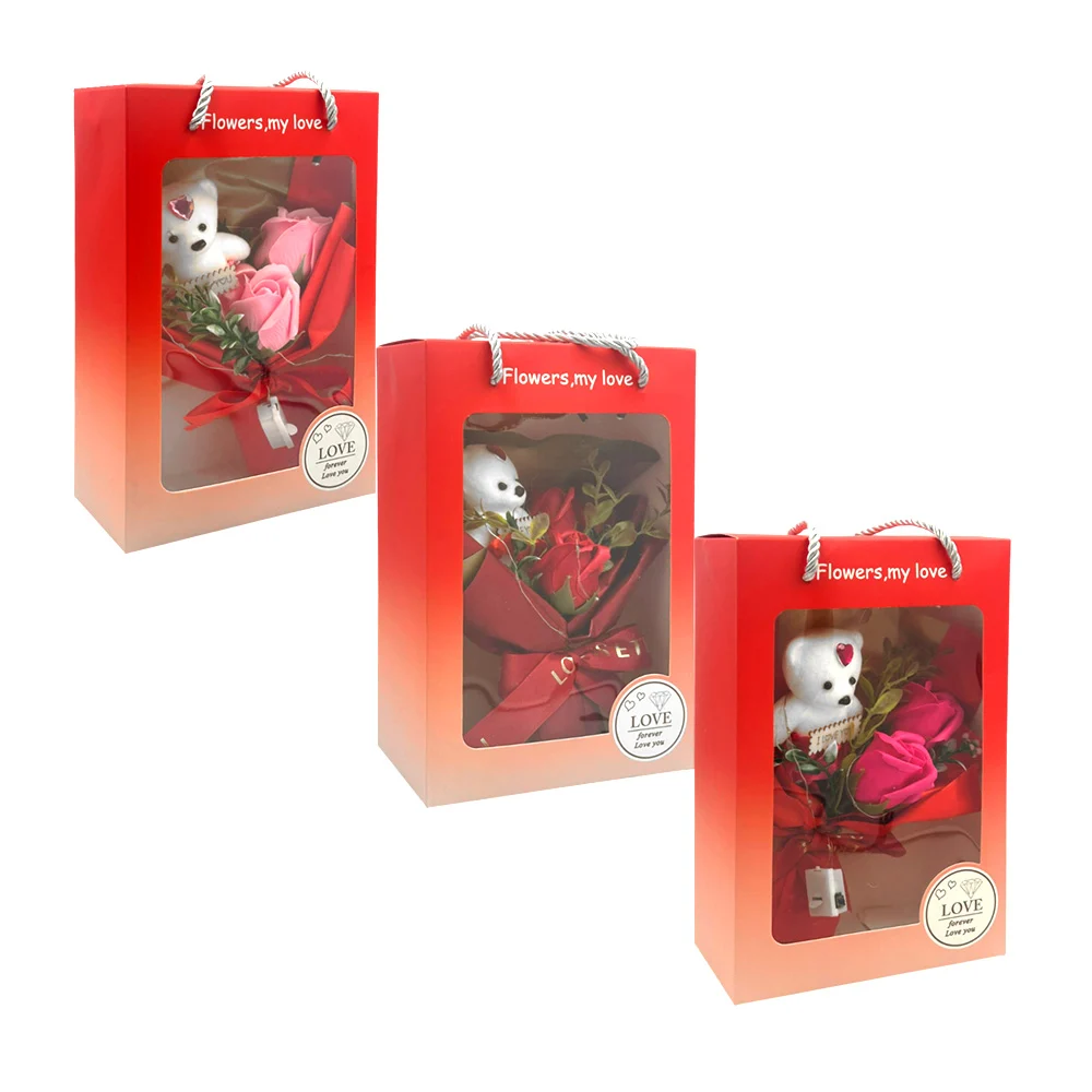 Caja con ramo decorativo, mini oso de terciopelo, 2 rosas artificiale…