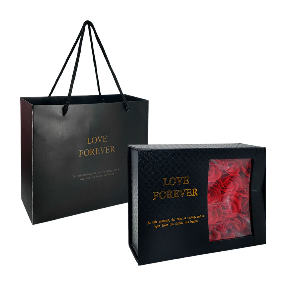 Caja con 12 rosas eternas y collar de diferentes modelos + bolsa de r…