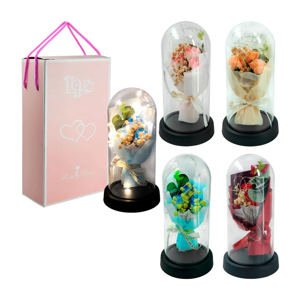 Ramo de 3 rosas con follaje encapsulado + serie led tono cálido y bas…