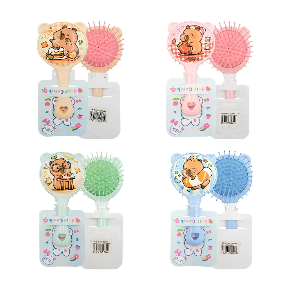 Cepillo infantil en forma de oso, detalle de squeeze y estampado anim…