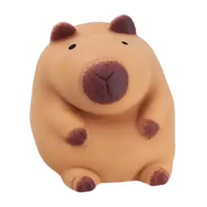 1pz squeeze antiestrés con diseño de capibara y textura suave de 9cm
