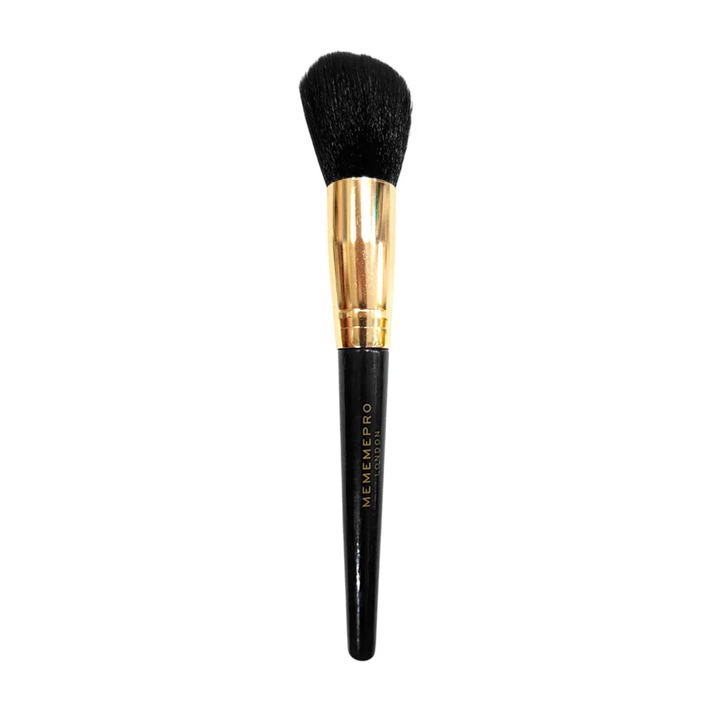 1pza Brocha con detalle dorado, cerdas suaves para maquillaje / memem…