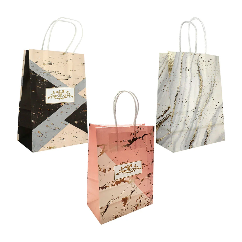 Bolsa de regalo chica con efectos dorados tipo hoja de oro 15x8x21cm,…