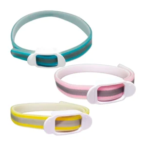 Collar de plástico ajustable, con tira reflejante, variedad de colore…