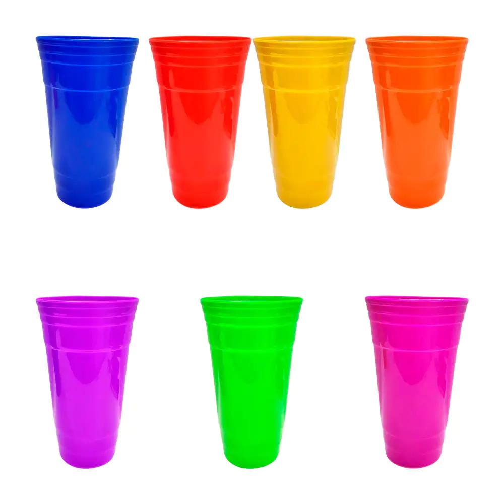 Vaso de plástico con relieve de líneas, capacidad de 1 lt, variedad d…