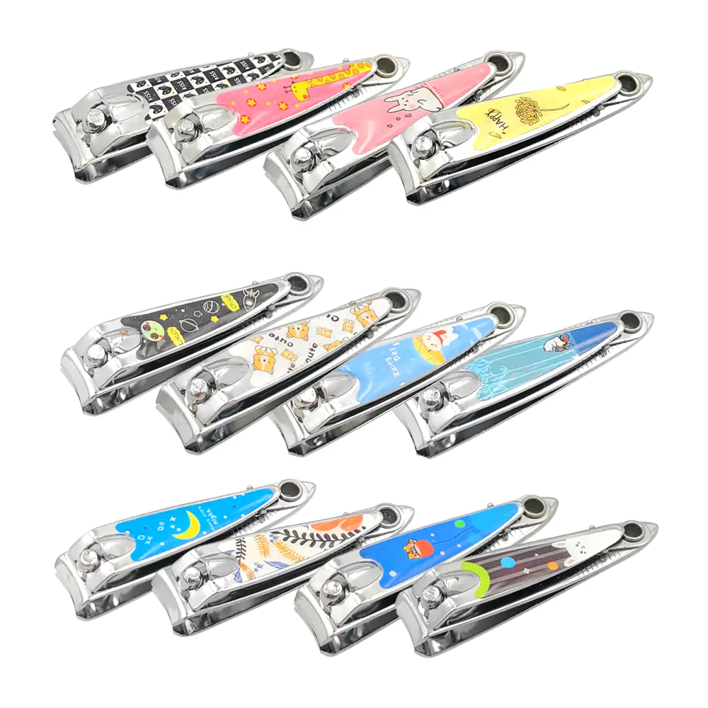 1pz cortauñas chico de metal con diseño kawaii, variedad de modelos /…