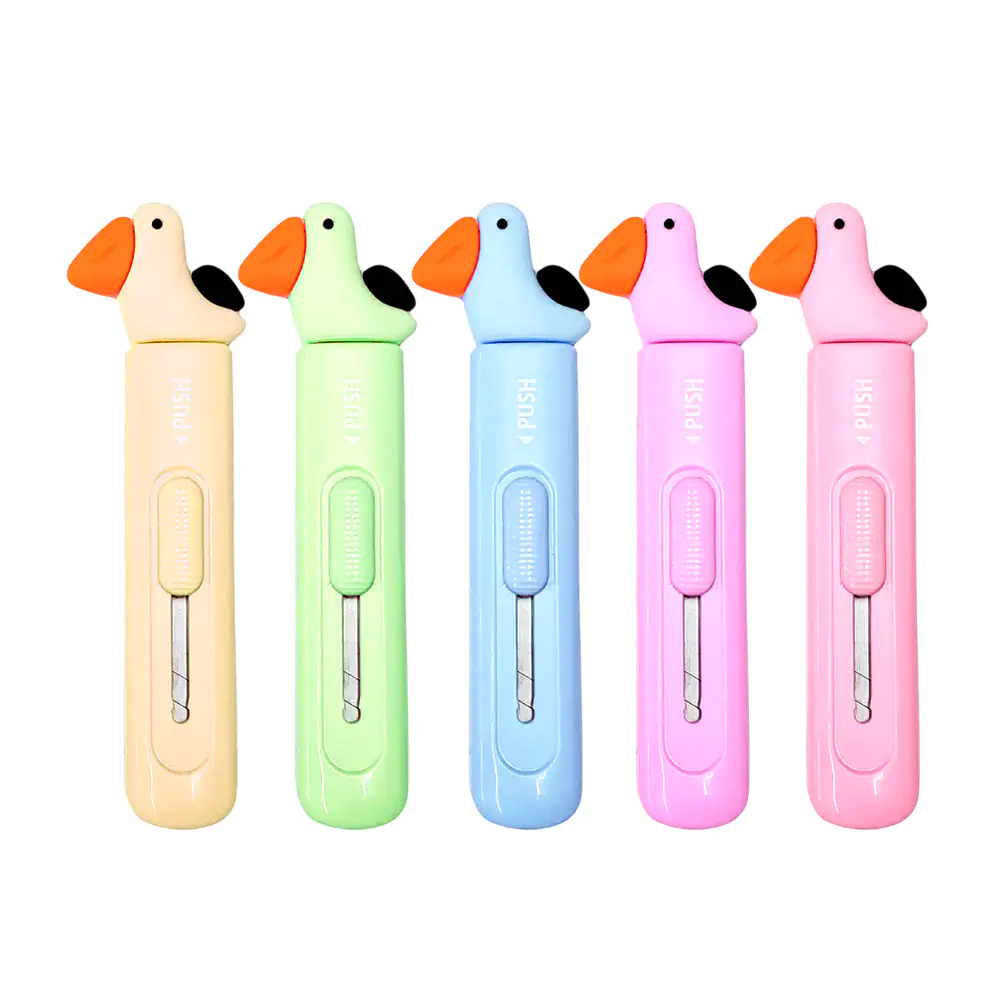 1pza Mini cutter con diseño de pájaro, variedad de colores / s-9602