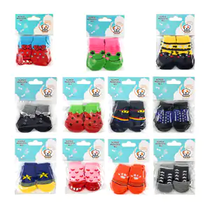 Paquete con 4 mini calcetines para mascota en talla s, variedad de mo…