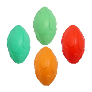 Juguete chillón para mascota en forma de pelota ovalada con textura /…
