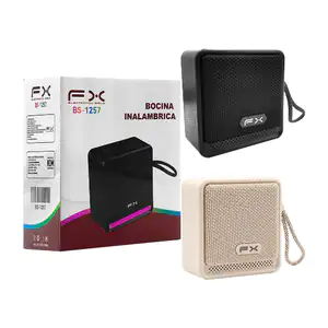 Bocina pequeña fx bluetooth con forma cuadrada, luz rgb + asa / bs-12…