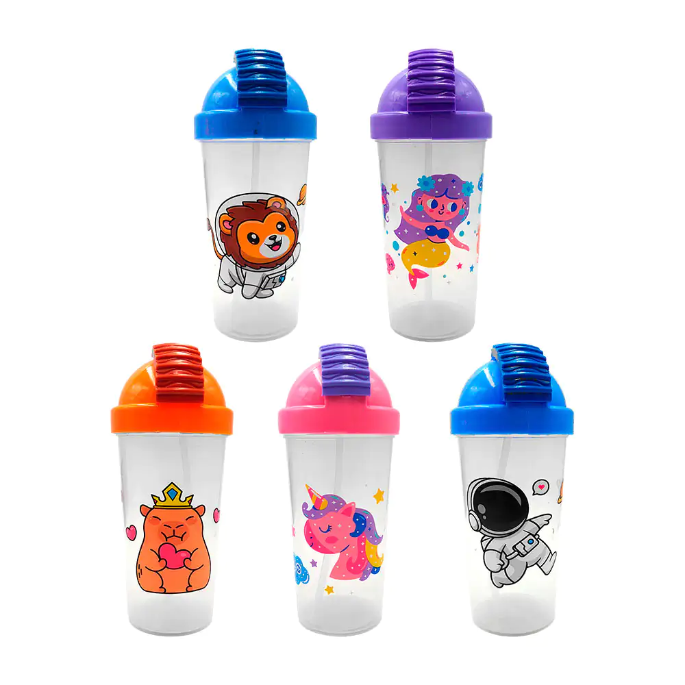 Vaso de plástico con popote retráctil y estampado infantil, variedad …