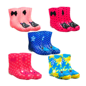Mini botas impermeables con diseño y protección anti agua, variedad d…