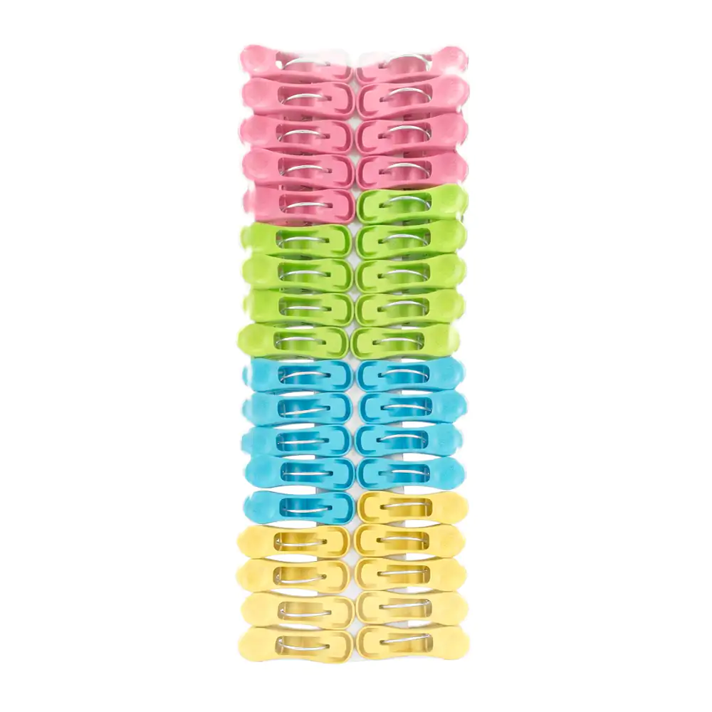 Paquete con 36 pinzas de plástico resistente para colgar ropa, varied…