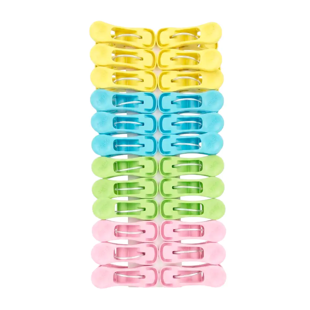 Paquete con 24 pinzas de plástico resistente para colgar ropa, varied…