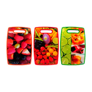 Tabla para picar de plástico con estampado de frutas y contorno de co…