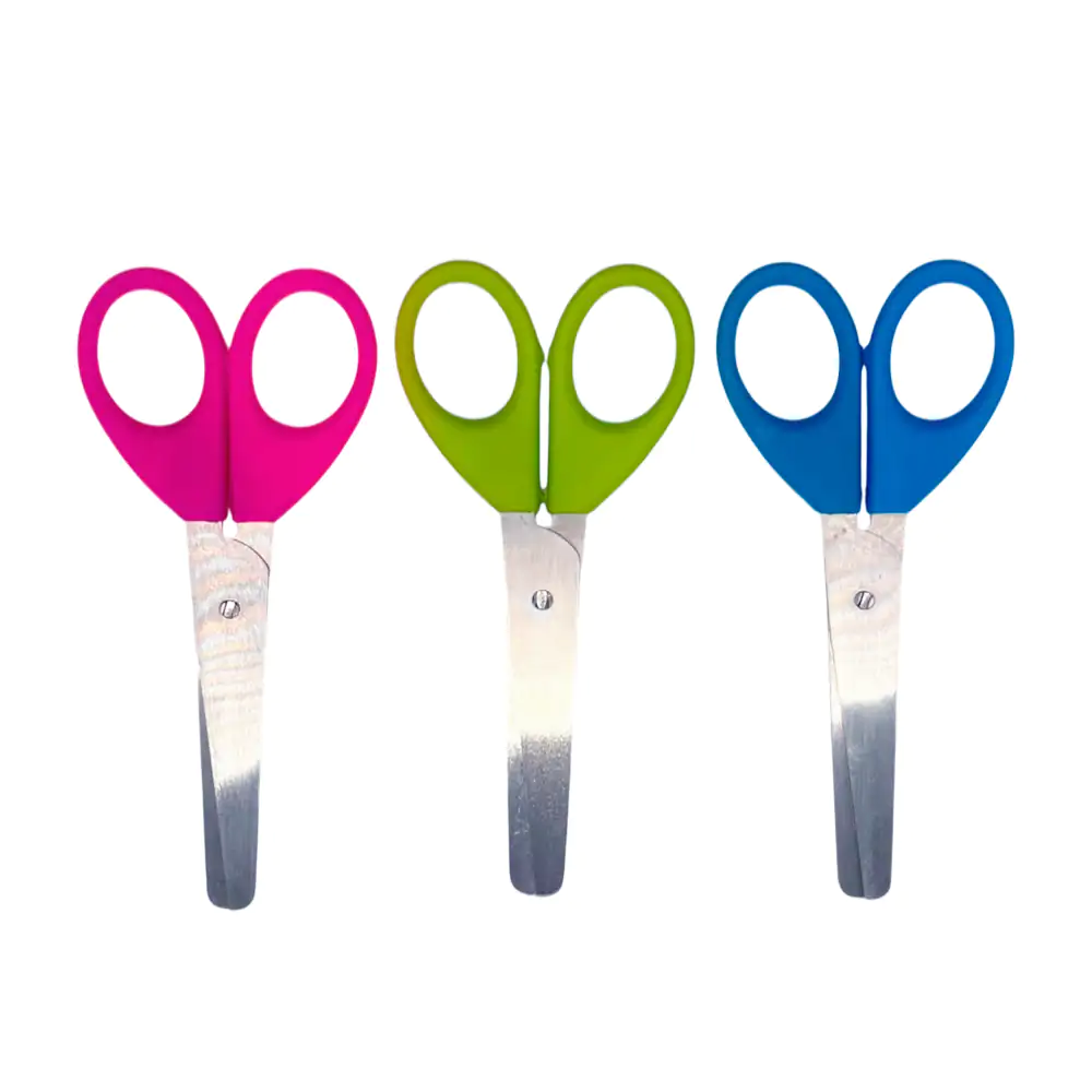 Mini tijera infantil armi de con mango de plástico en forma de corazon, variedad de colores