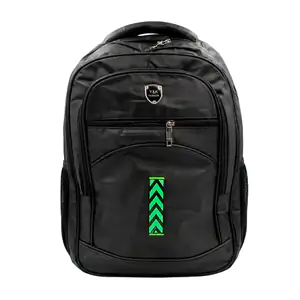 Mochila 4 compartimentos, 2 redes laterales con detalle tipo flechas …