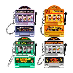 1pza Llavero con forma de tragamonedas de casino, variedad de colores