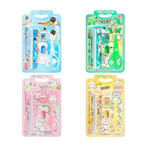 Blíster con kit de papelería con 2 lápices, regla, borrador, sacapunt…