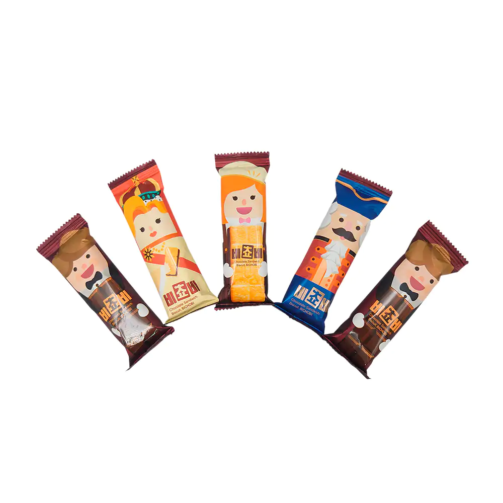 1pza choco biscuit, galleta con relleno sabor chocolate, 25g / 158118