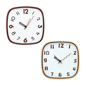 Reloj cuadrado de pared con marco tipo madera y minutero tipo ondulad…
