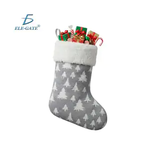 1pza bota decorativa grande con temática navideña con pinos blancos, …